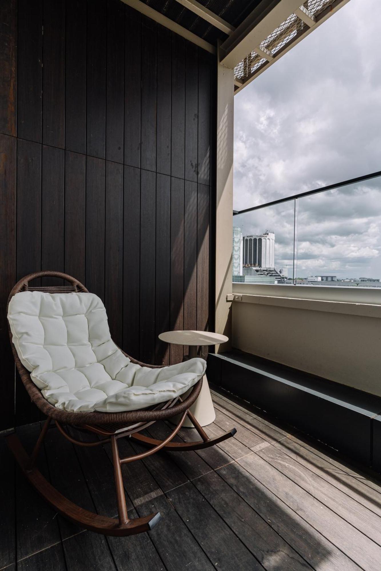 Impiana By Roxy Hotel Kuching Exterior foto